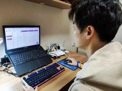 本職工作“不掉線”，“抗疫攻堅(jiān)”全在線——重慶文化執(zhí)法隊(duì)伍以網(wǎng)絡(luò)技術(shù)服務(wù)彰顯戰(zhàn)疫擔(dān)當(dāng)